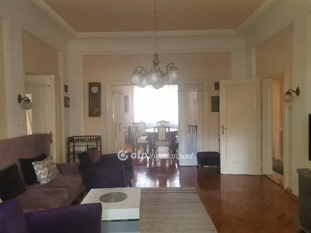 Eladó ház Békéscsaba 180 nm