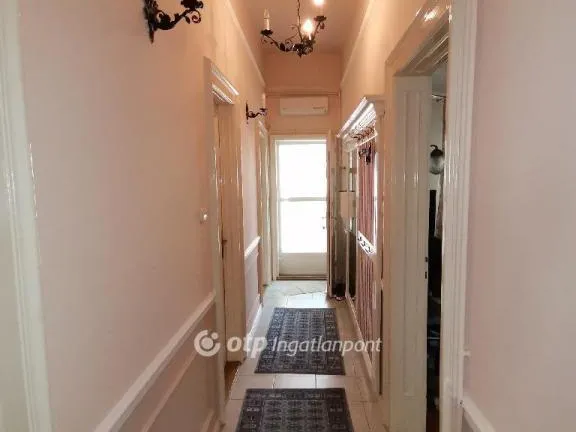 Eladó ház Békéscsaba 180 nm