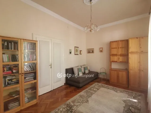 Eladó ház Békéscsaba 180 nm