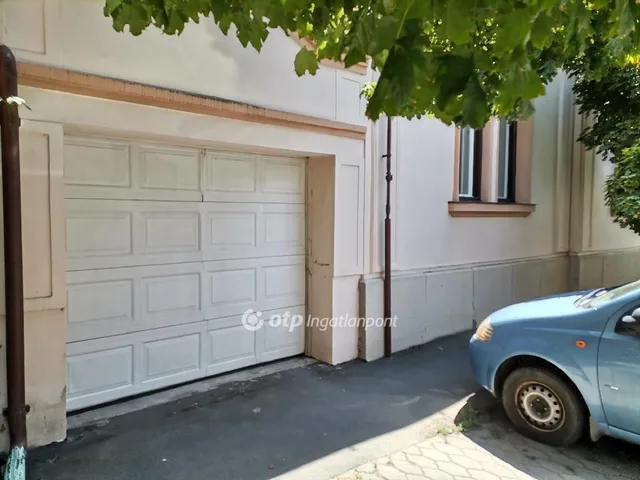 Eladó ház Békéscsaba 180 nm