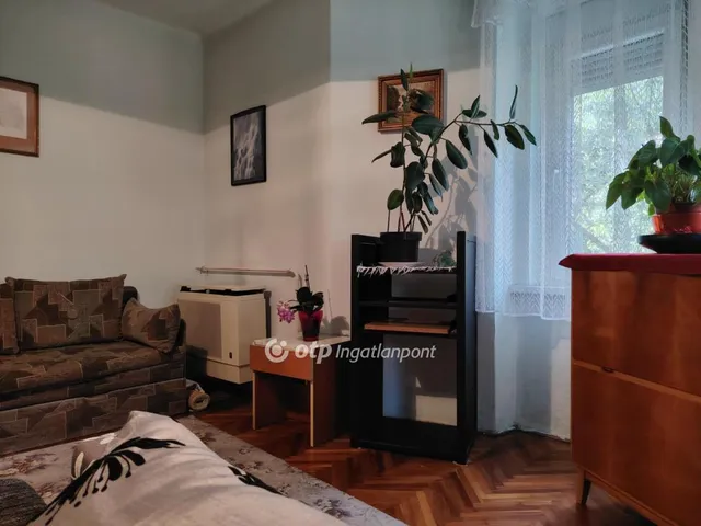Eladó lakás Békéscsaba 75 nm