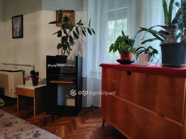 Eladó lakás Békéscsaba 75 nm