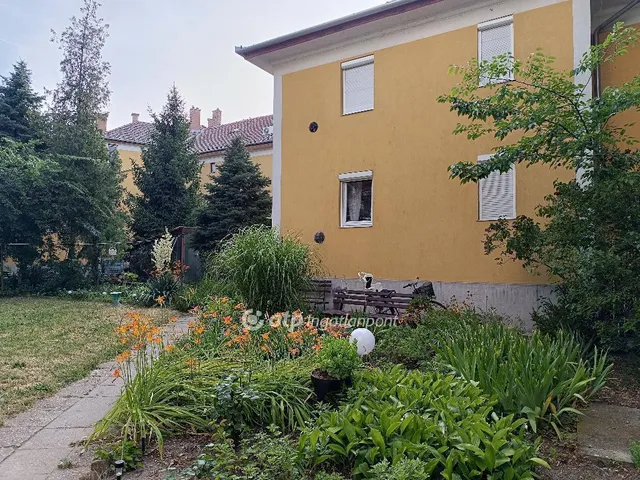 Eladó lakás Békéscsaba 75 nm