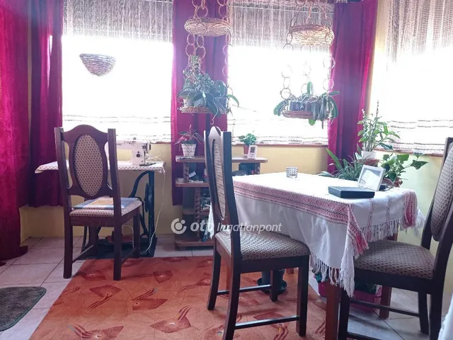 Eladó ház Gádoros 100 nm