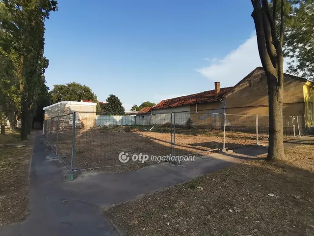 Eladó lakás Békéscsaba 38 nm