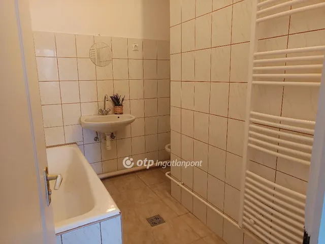 Eladó ház Békés, Belváros 95 nm