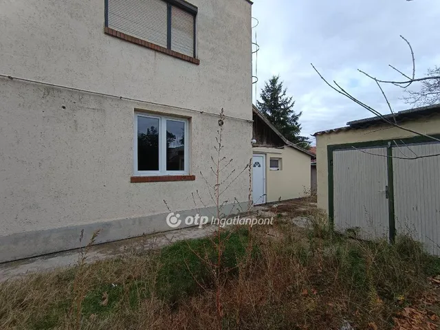 Eladó ház Békés, Belváros 95 nm