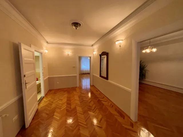 Kiadó lakás Békéscsaba 124 nm