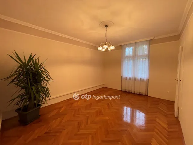 Kiadó lakás Békéscsaba 124 nm