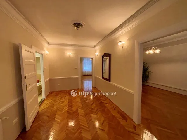 Kiadó lakás Békéscsaba 124 nm