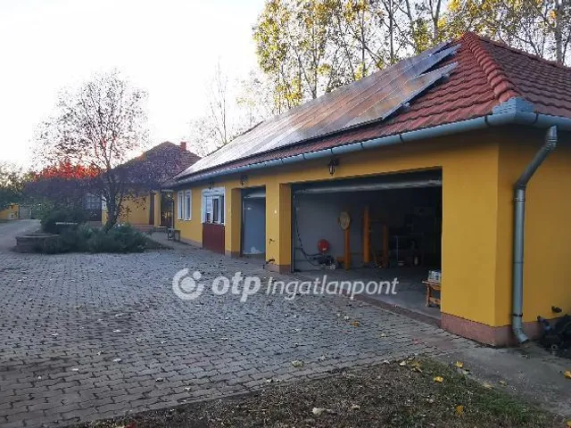 Eladó ház Békéscsaba 224 nm