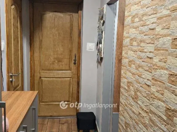 Eladó lakás Békéscsaba, Kazinczy-lakótelep 40 nm