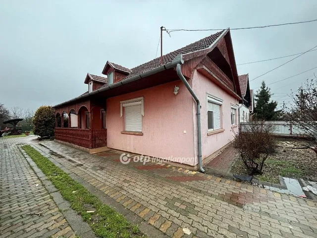 Eladó ház Békés, Ibrány 170 nm