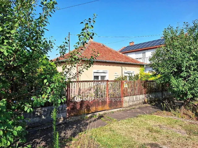 Eladó ház Békéscsaba 100 nm