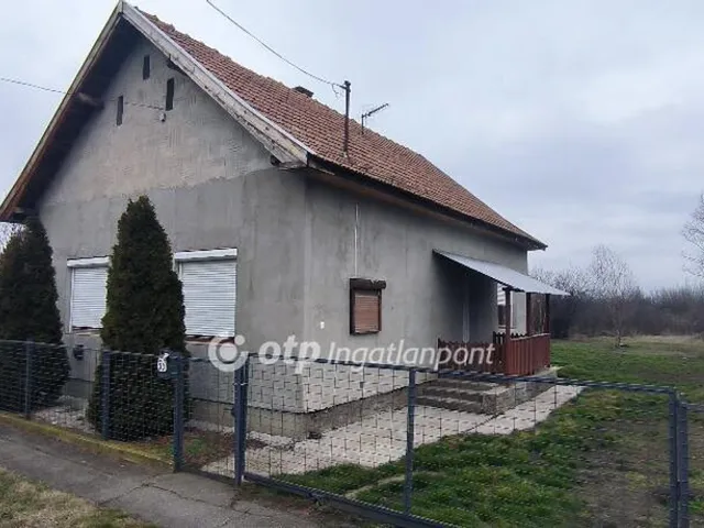 Eladó ház Füzesgyarmat 63 nm