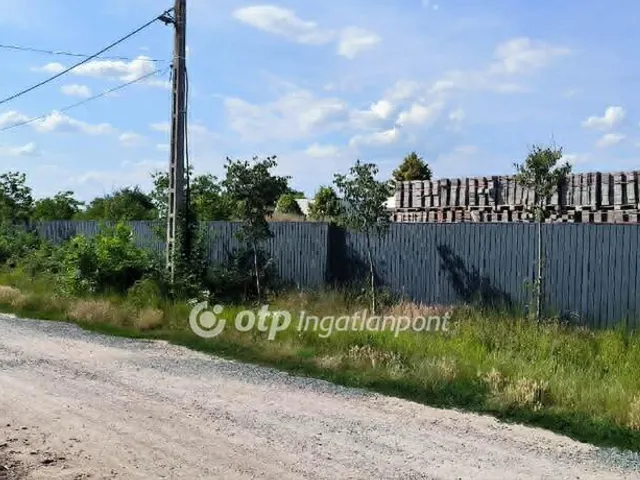 Eladó telek Békéscsaba 2318 nm