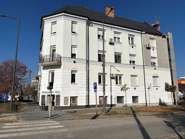 Eladó lakás Békéscsaba 69 nm