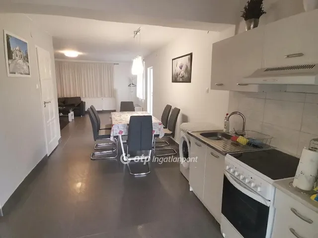 Eladó nyaraló Orosháza 114 nm