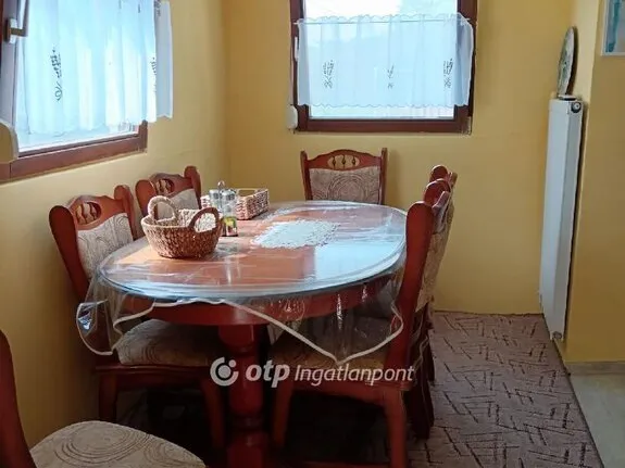 Kiadó nyaraló Gyula, Városerdő 90 nm