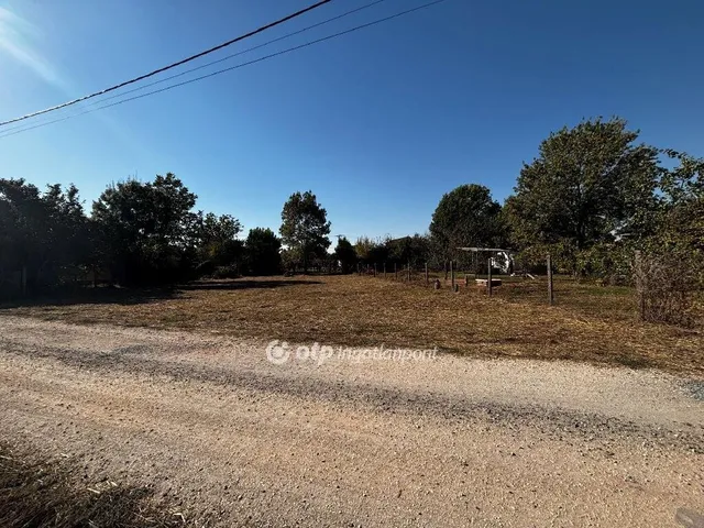 Eladó telek Békéscsaba 661 nm