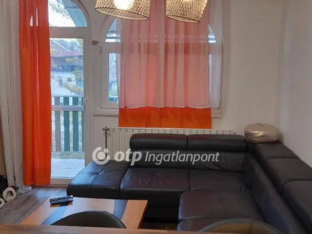 Eladó lakás Szeged 70 nm