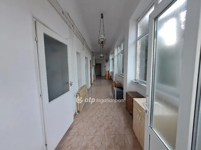 Eladó ház Makó 270 nm