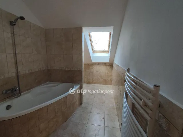 Eladó ház Szeged 294 nm