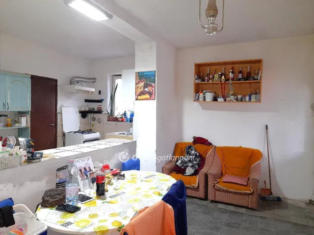 Eladó ház Üllés 98 nm