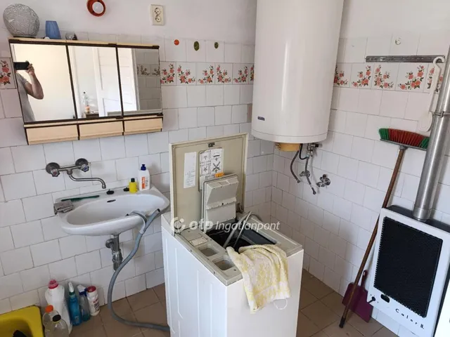 Eladó ház Forráskút 97 nm