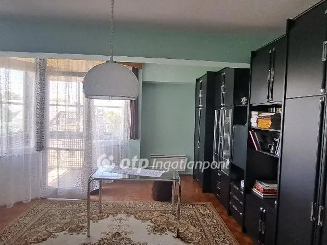 Eladó lakás Mezőhegyes 88 nm