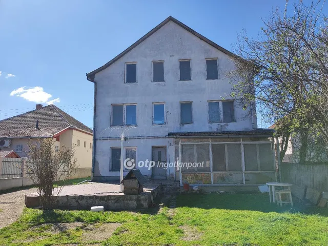 Eladó ház Szeged 137 nm