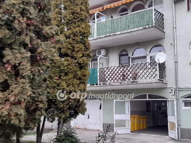 Eladó lakás Szeged 70 nm