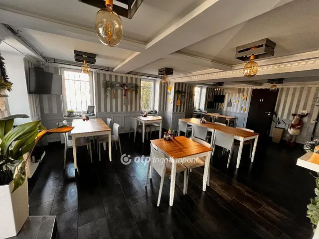 Eladó ház Szeged 300 nm