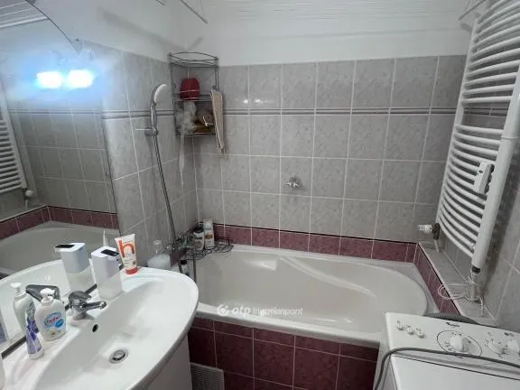 Eladó lakás Szeged 56 nm