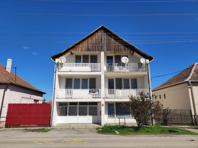 Eladó ház Szeged, Tápé 137 nm