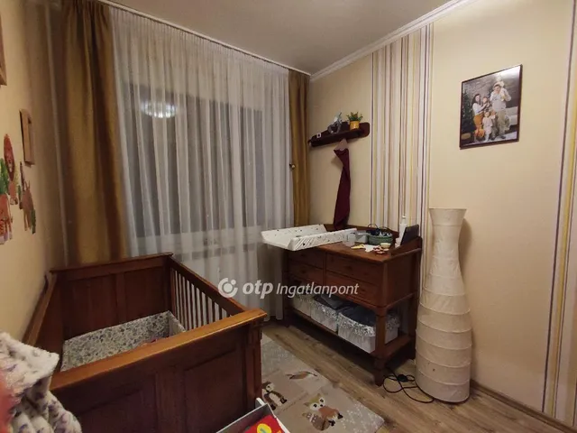 Eladó lakás Szeged 72 nm