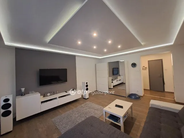 Eladó lakás Szeged 84 nm