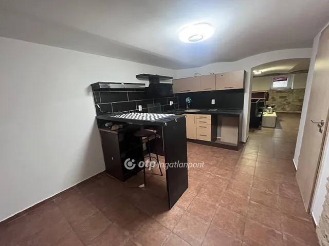 Eladó lakás Szeged 37 nm