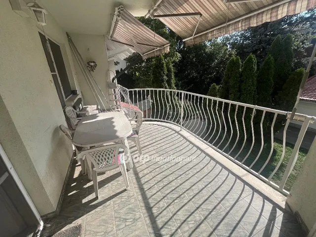 Eladó lakás Szeged 94 nm