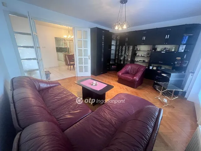 Eladó lakás Szeged 94 nm