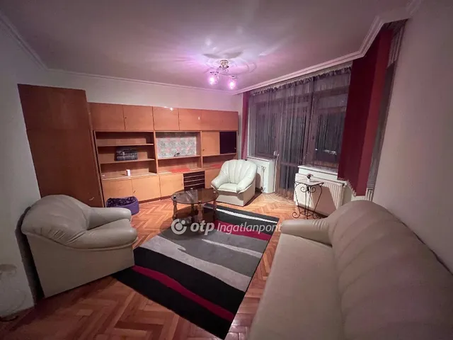 Eladó lakás Békéscsaba 54 nm