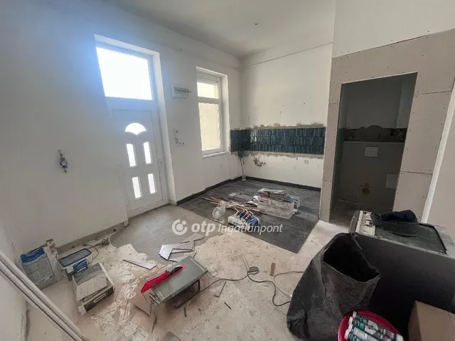 Eladó lakás Szeged 78 nm
