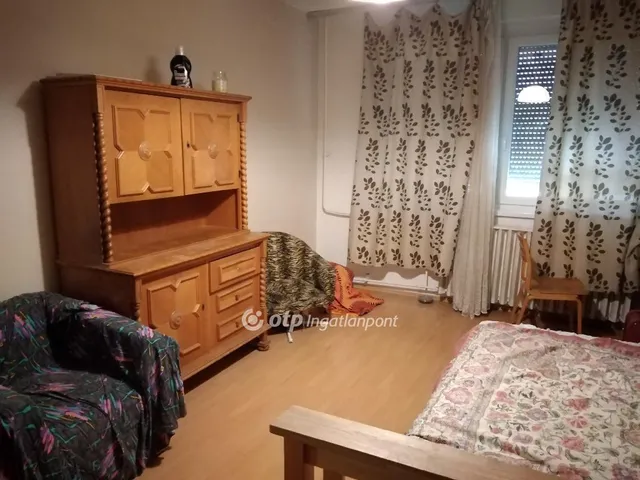 Eladó lakás Szeged 53 nm