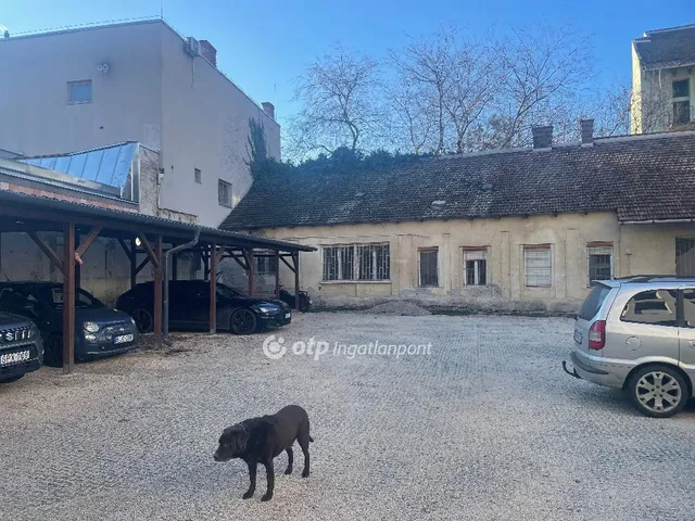 Eladó lakás Szeged 152 nm