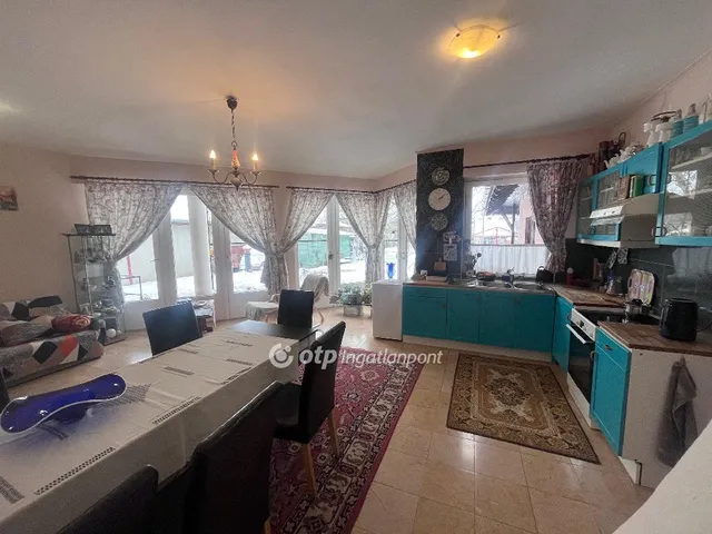 Eladó ház Szeged 254 nm