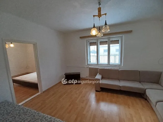 Eladó ház Forráskút 94 nm