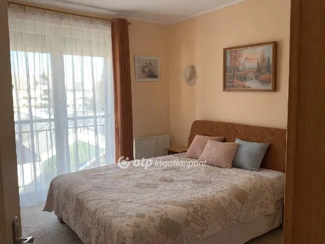 Eladó lakás Szeged 72 nm