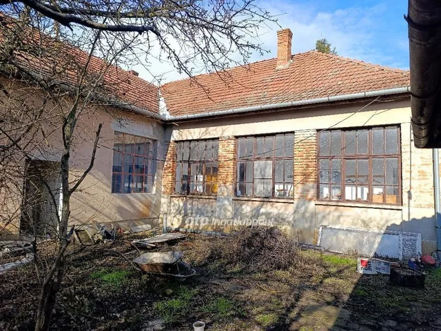 Eladó ház Szeged 150 nm