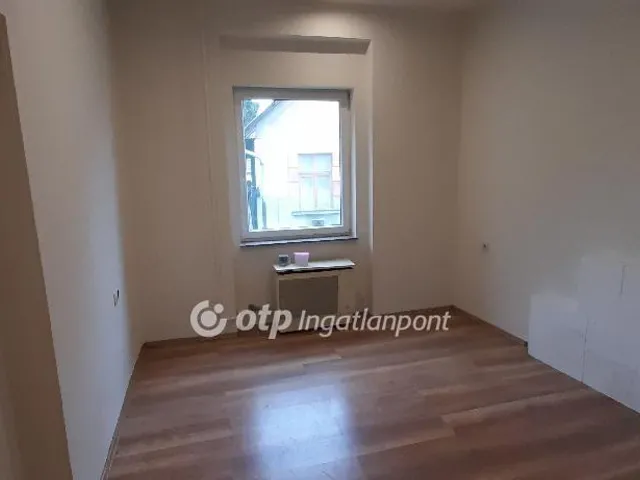 Eladó lakás Kiskunhalas 70 nm