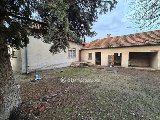 Eladó ház Kiskunmajsa 87 nm